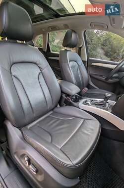 Позашляховик / Кросовер Audi Q5 2014 в 