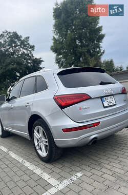Внедорожник / Кроссовер Audi Q5 2015 в 