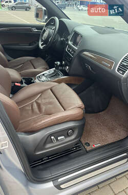 Внедорожник / Кроссовер Audi Q5 2015 в 
