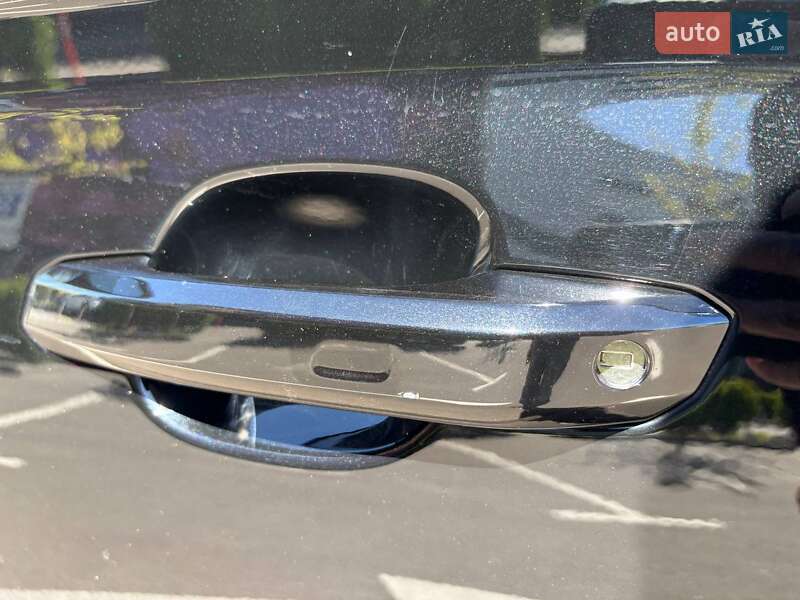 Внедорожник / Кроссовер Audi Q5 2020 в Киеве