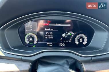 Позашляховик / Кросовер Audi Q5 2020 в 