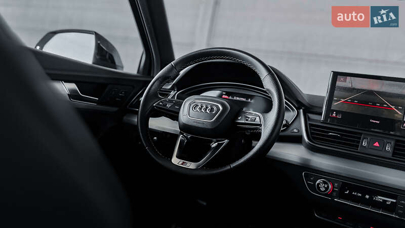 Позашляховик / Кросовер Audi Q5 2023 в Рівному