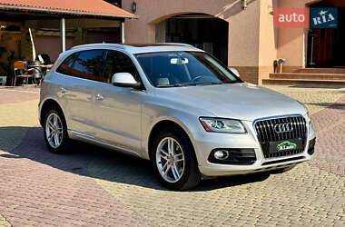 Позашляховик / Кросовер Audi Q5 2012 в 