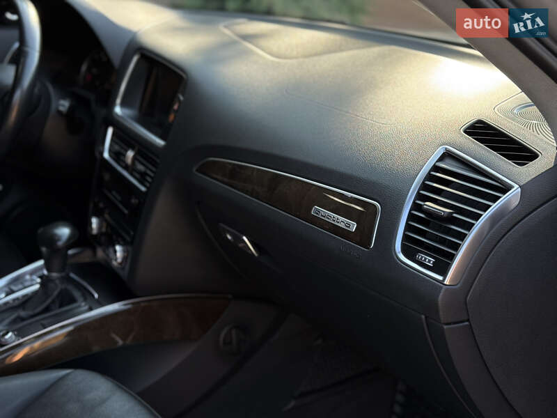 Внедорожник / Кроссовер Audi Q5 2012 в Мукачево