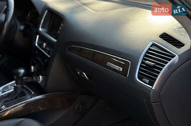 Позашляховик / Кросовер Audi Q5 2012 в 