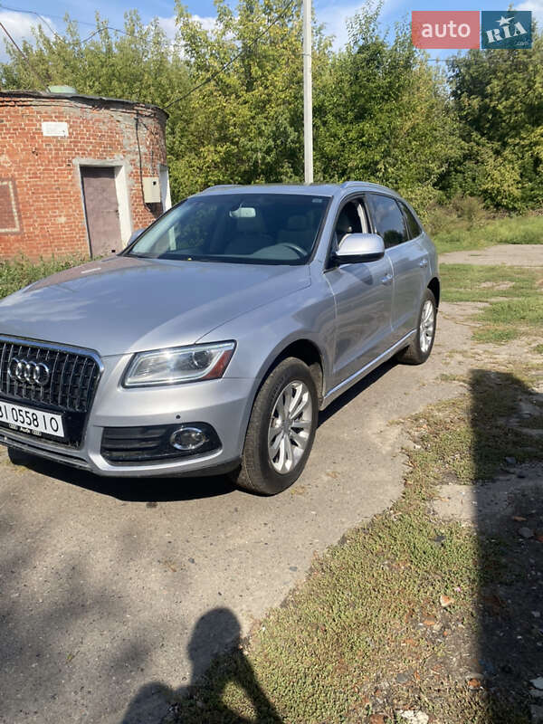 Внедорожник / Кроссовер Audi Q5 2015 в 