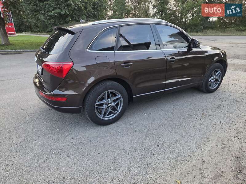 Внедорожник / Кроссовер Audi Q5 2012 в Львове