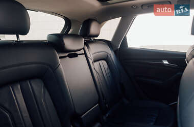 Внедорожник / Кроссовер Audi Q5 2017 в 