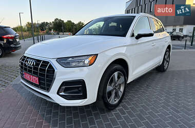 Позашляховик / Кросовер Audi Q5 2023 в 