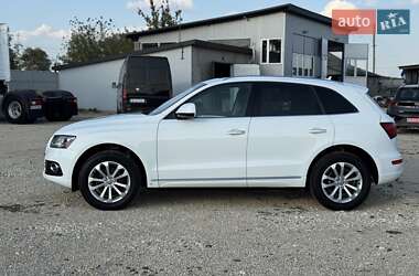 Позашляховик / Кросовер Audi Q5 2015 в 