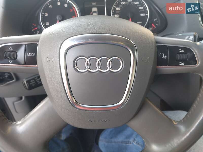 Внедорожник / Кроссовер Audi Q5 2012 в Чернигове