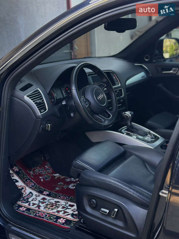 Внедорожник / Кроссовер Audi Q5 2016 в Ивано-Франковске