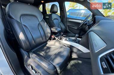 Внедорожник / Кроссовер Audi Q5 2016 в 