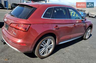 Внедорожник / Кроссовер Audi Q5 2018 в 