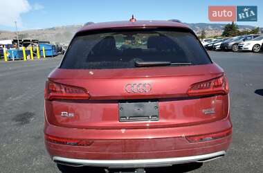 Внедорожник / Кроссовер Audi Q5 2018 в 