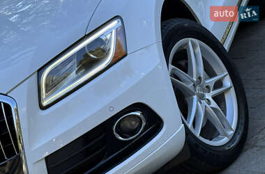 Внедорожник / Кроссовер Audi Q5 2016 в 