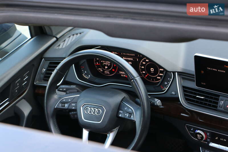 Внедорожник / Кроссовер Audi Q5 2018 в Киеве