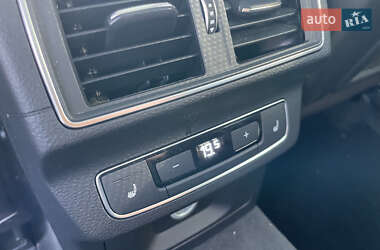 Позашляховик / Кросовер Audi Q5 2017 в 