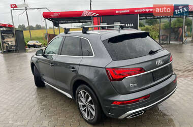 Позашляховик / Кросовер Audi Q5 2022 в 