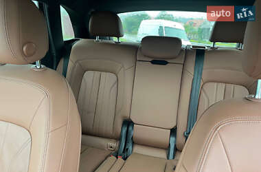 Позашляховик / Кросовер Audi Q5 2022 в 