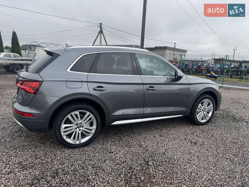 Внедорожник / Кроссовер Audi Q5 2018 в Луцке