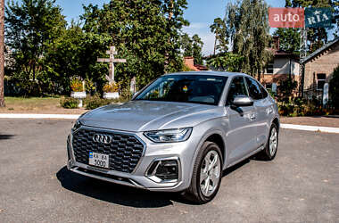 Внедорожник / Кроссовер Audi Q5 2022 в 