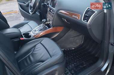 Внедорожник / Кроссовер Audi Q5 2015 в 