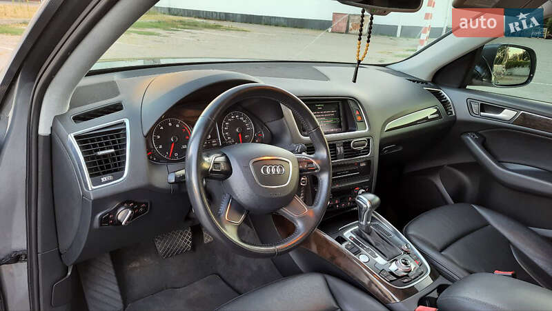 Внедорожник / Кроссовер Audi Q5 2013 в Кременчуге