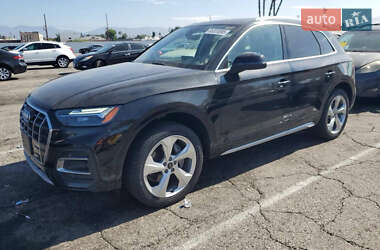 Внедорожник / Кроссовер Audi Q5 2021 в 