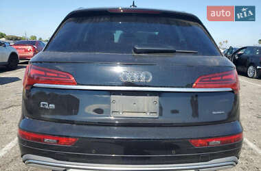 Внедорожник / Кроссовер Audi Q5 2021 в 