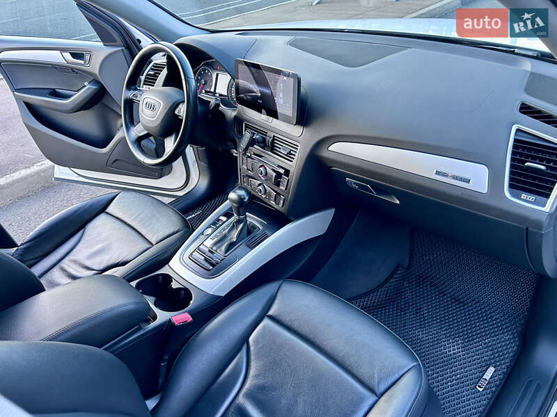 Позашляховик / Кросовер Audi Q5 2016 в Одесі