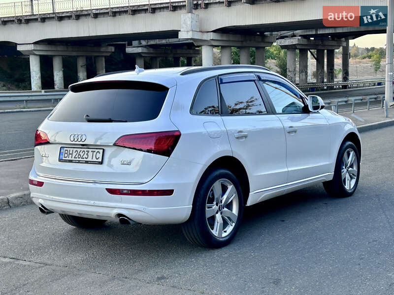 Позашляховик / Кросовер Audi Q5 2016 в Одесі