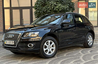 Внедорожник / Кроссовер Audi Q5 2010 в 