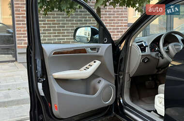 Внедорожник / Кроссовер Audi Q5 2010 в 