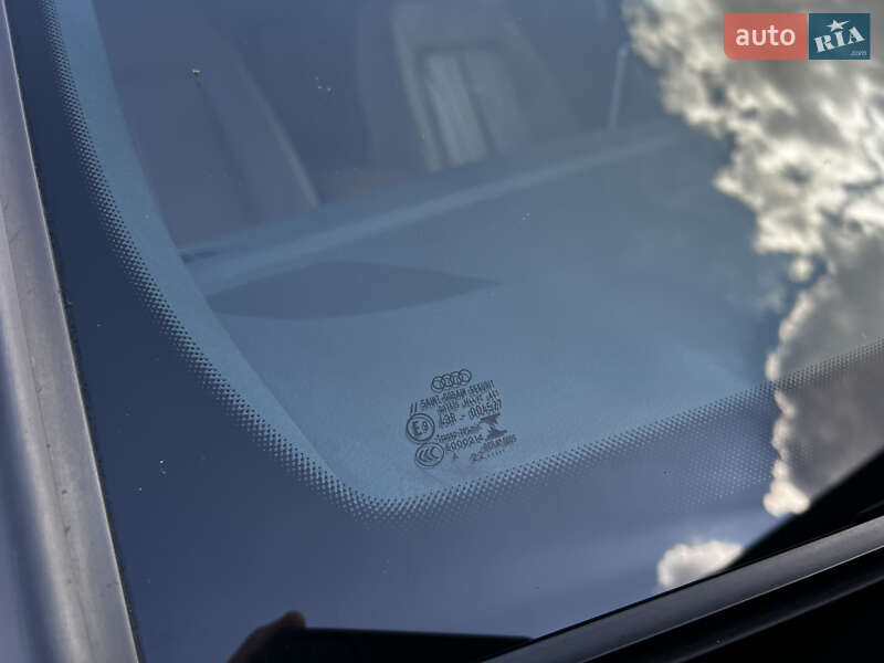 Позашляховик / Кросовер Audi Q5 2018 в Луцьку