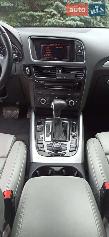 Внедорожник / Кроссовер Audi Q5 2012 в Киеве