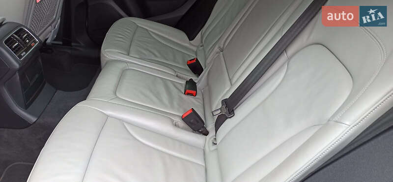 Внедорожник / Кроссовер Audi Q5 2012 в Киеве