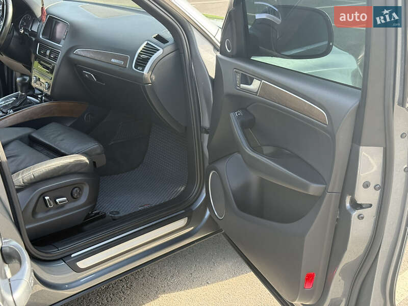 Внедорожник / Кроссовер Audi Q5 2013 в Житомире