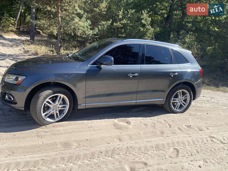 Внедорожник / Кроссовер Audi Q5 2016 в Тараще