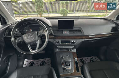 Внедорожник / Кроссовер Audi Q5 2019 в 