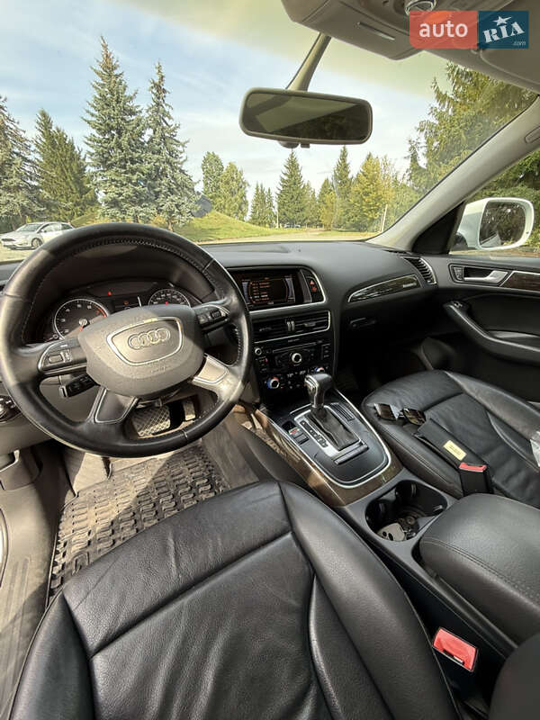 Внедорожник / Кроссовер Audi Q5 2013 в Дубно
