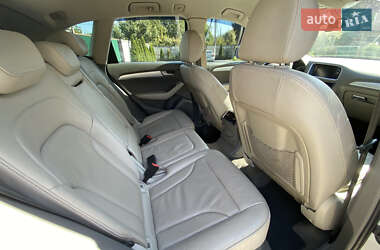 Внедорожник / Кроссовер Audi Q5 2009 в 