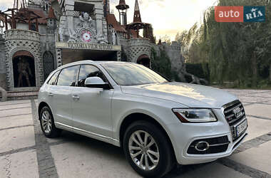 Внедорожник / Кроссовер Audi Q5 2016 в 