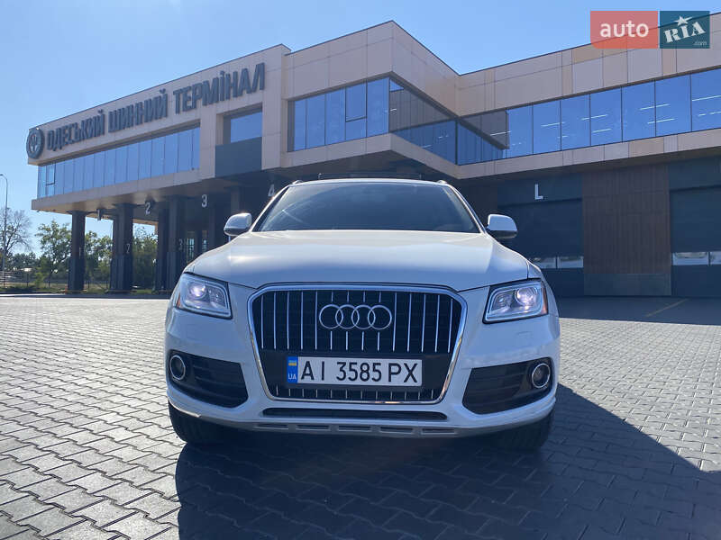 Внедорожник / Кроссовер Audi Q5 2017 в Одессе