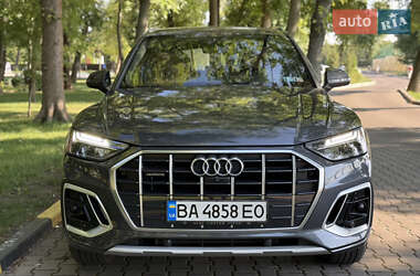 Внедорожник / Кроссовер Audi Q5 2020 в 