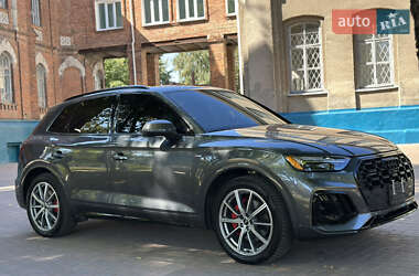 Внедорожник / Кроссовер Audi Q5 2024 в 