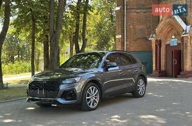 Внедорожник / Кроссовер Audi Q5 2024 в 