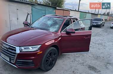 Внедорожник / Кроссовер Audi Q5 2017 в 