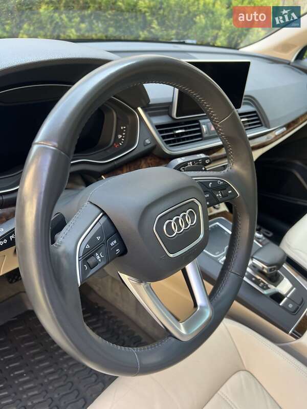 Внедорожник / Кроссовер Audi Q5 2018 в Стрые