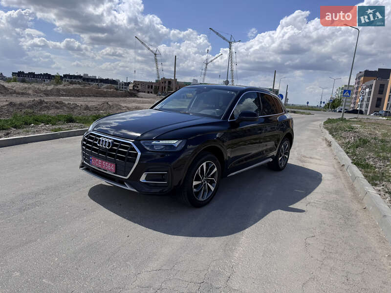 Позашляховик / Кросовер Audi Q5 2020 в Рівному